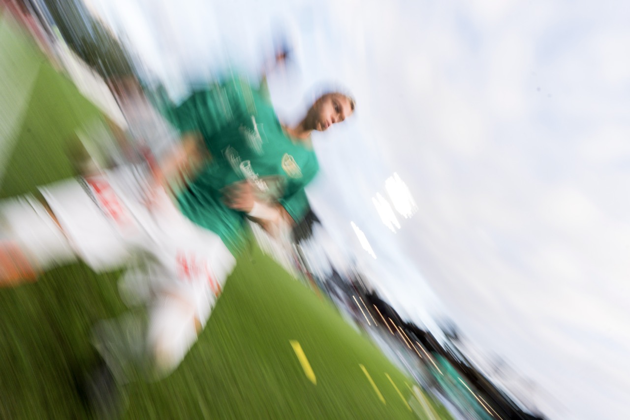 Football frame 78