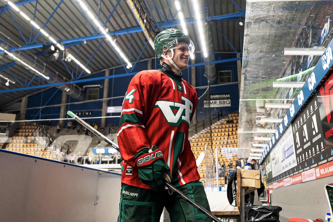 Hockey frame 7